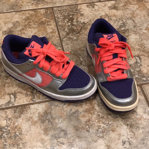 Nike Shoes - Picture 3 of 5